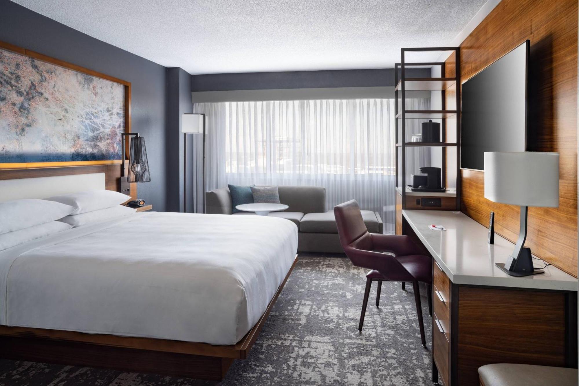 Marriott Greensboro Downtown Hotel Bagian luar foto