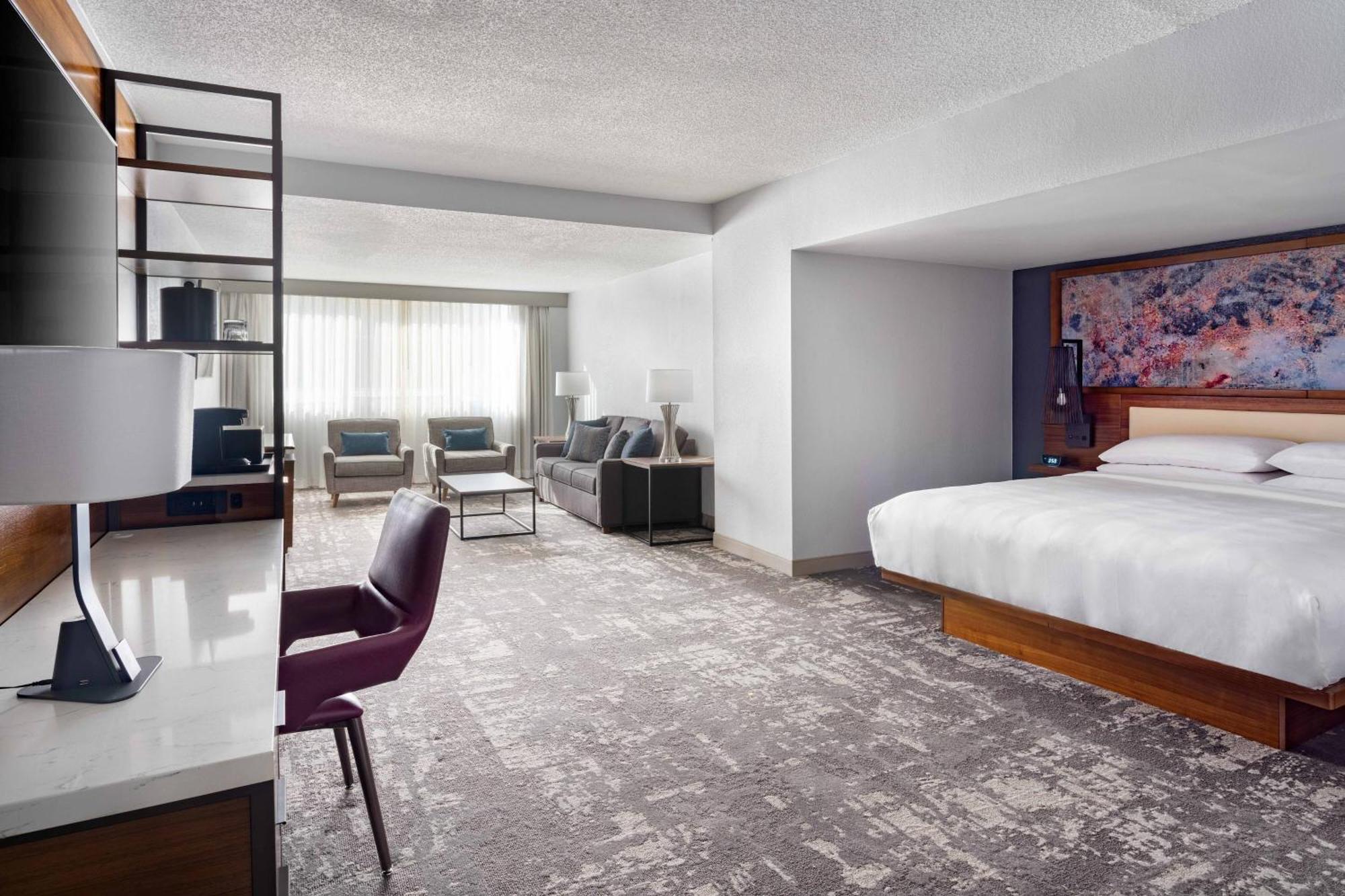 Marriott Greensboro Downtown Hotel Bagian luar foto