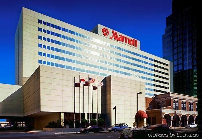 Marriott Greensboro Downtown Hotel Bagian luar foto